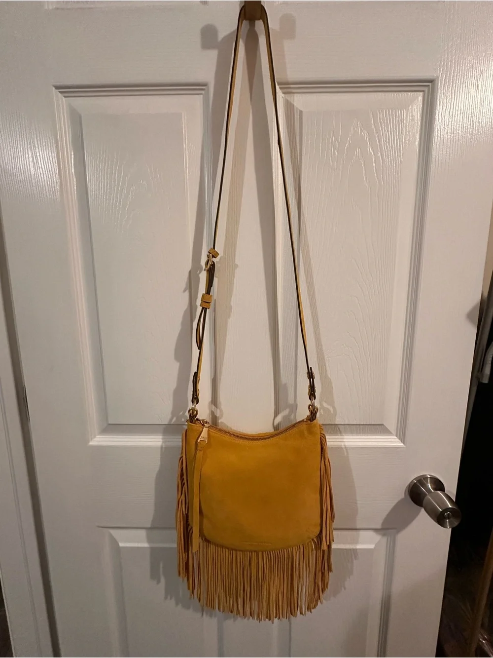 Aimee Kestenberg Kane Convertible shoulder Bag in Sunshine Fringe Suede Boho GUC